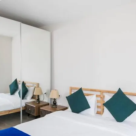 5 Etoiles 26 Eme Etage 2 1 Avec Piscine 아파트 이스탄불